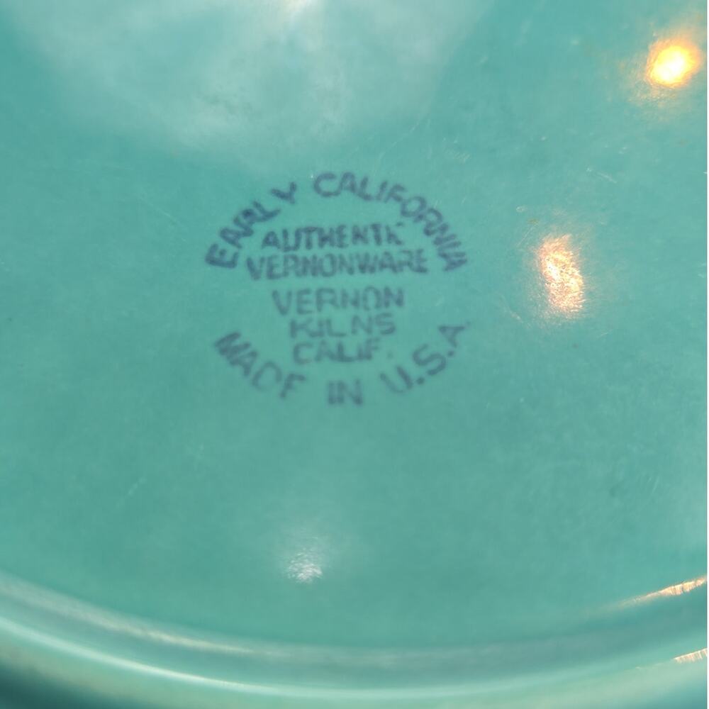 Vernon Kilns | 3 Vintage, Early California, Vernonware Plates | Size 9.5 inches - Picture 5 of 5